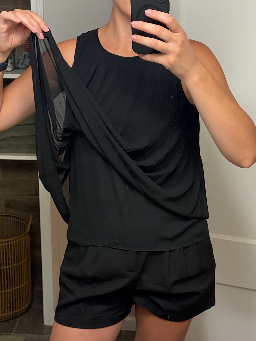 Sleeveless Black Pleated Tank Top - Picture 2 of 5